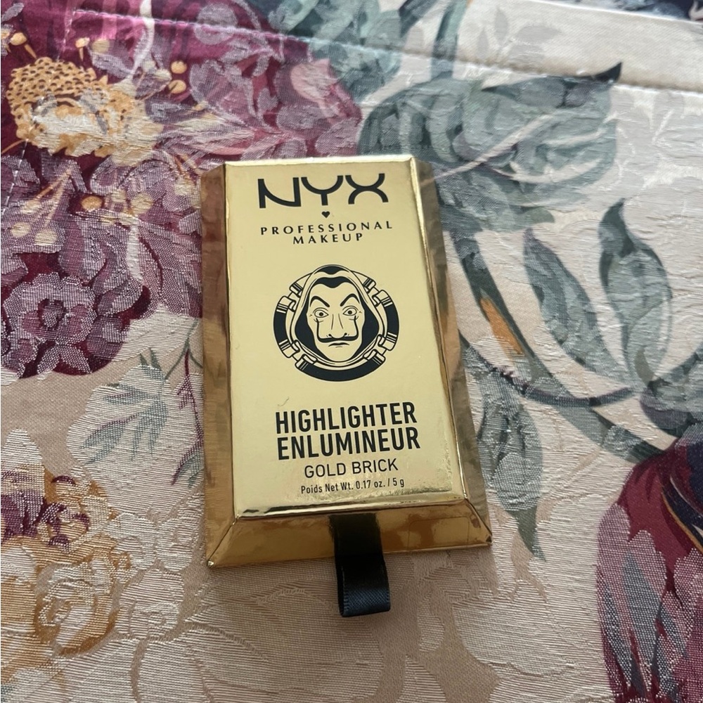 NYX Gold Brick Highlighter